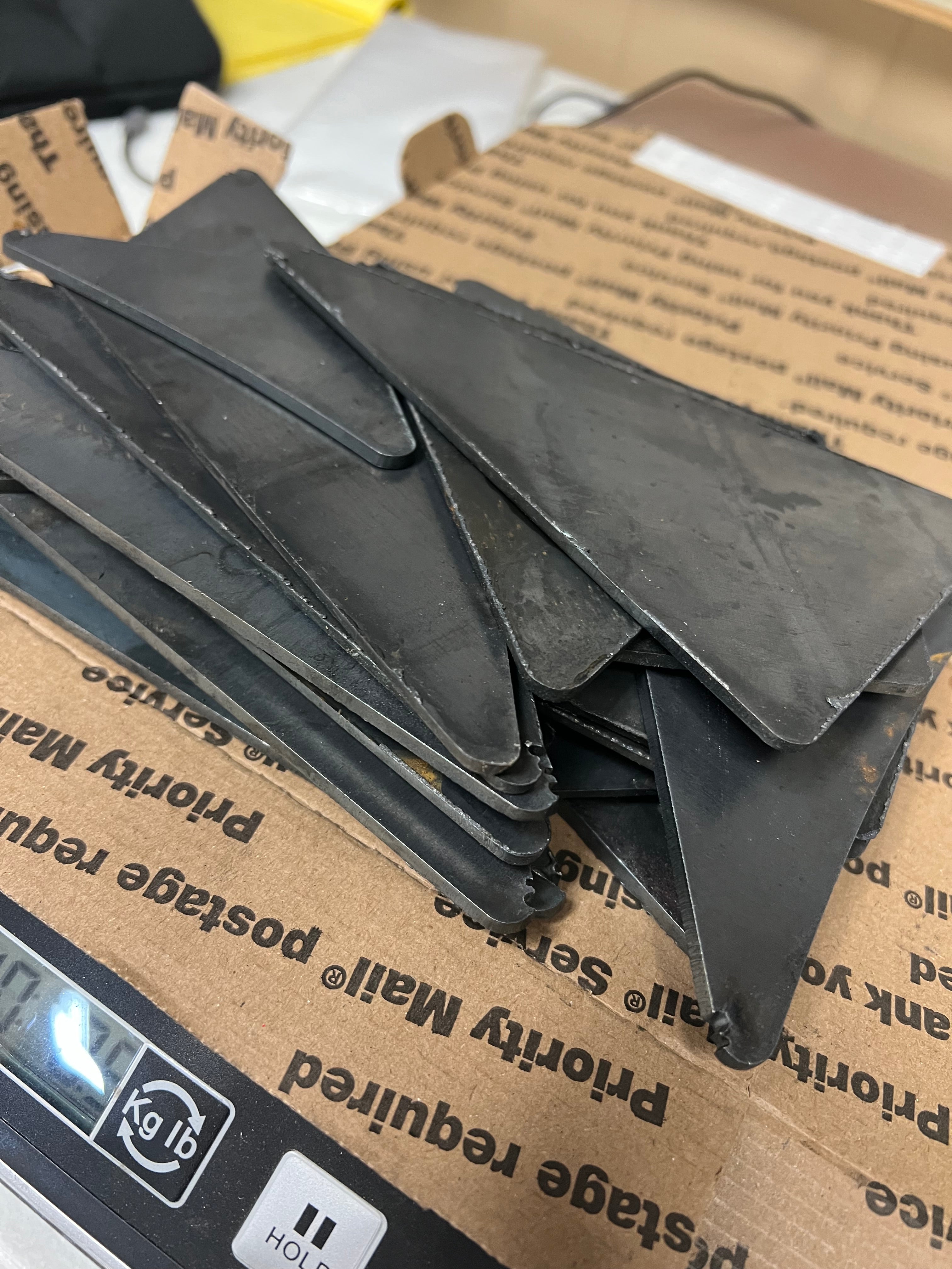 Welding Practice or Gusset Kit 11 ga/.120"Thickness Mild Steel Random Size Triangles "IF IT FITS IT SHIPS" Small Flat Rate Priority for $8.80