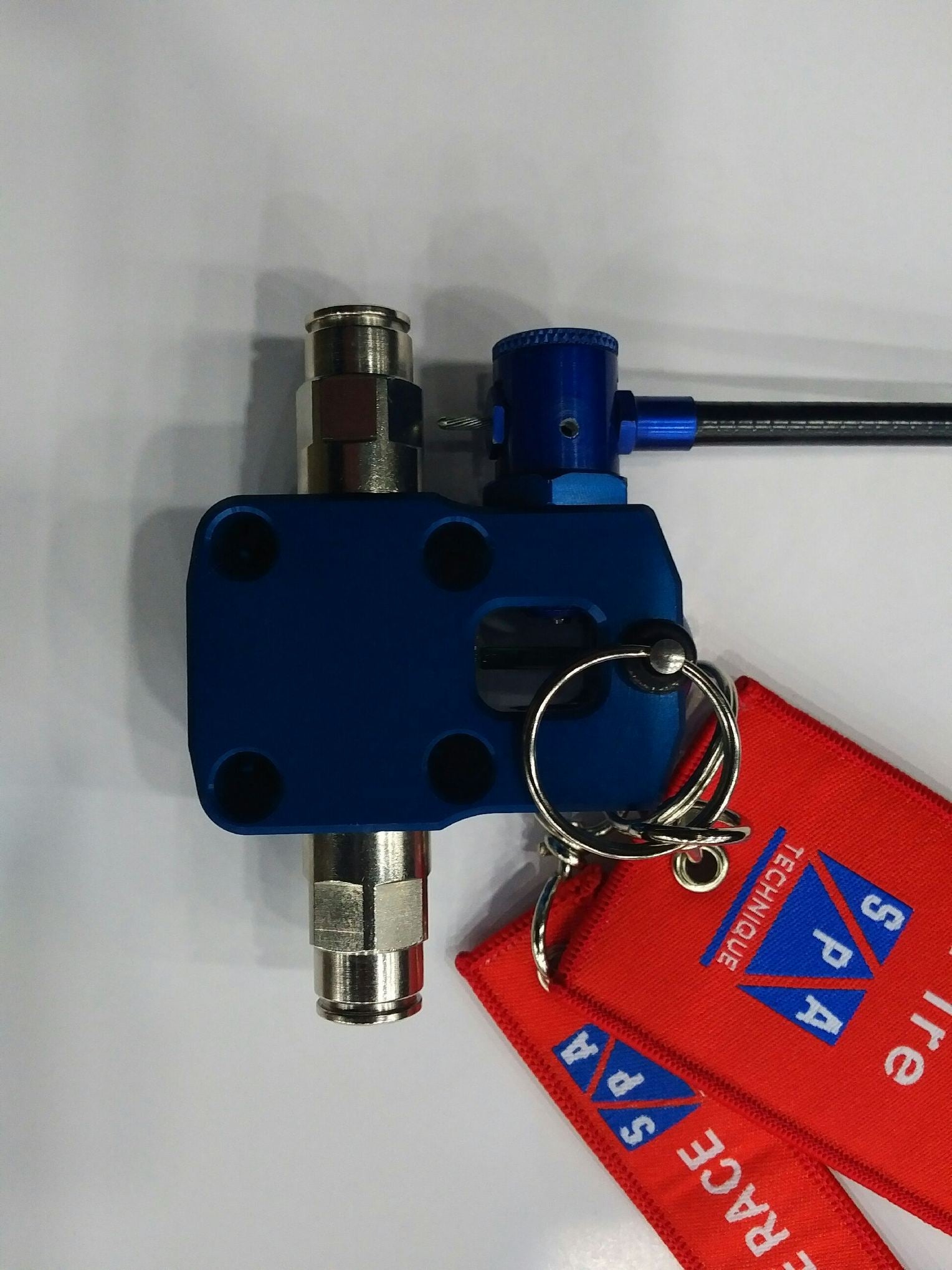 20lb. FireAde2000® System with Auto/Manual (Alcohol Applications) w AutoSense Thermal Technology with Standard Brackets